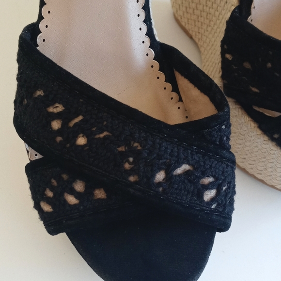 *Relisted* Chase & Chloe Women's Black Lace Criss Cross Toe Wedges Platforms 7 - Picture 15 of 16